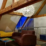 Large Duplex With Terrace Apartman