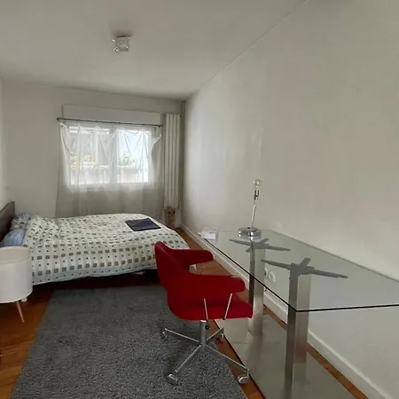 아파트 Large Duplex With Terrace