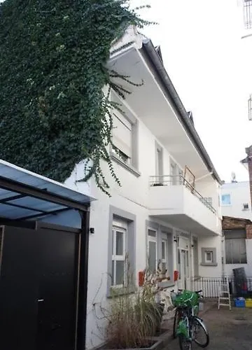 Large Duplex With Terrace *