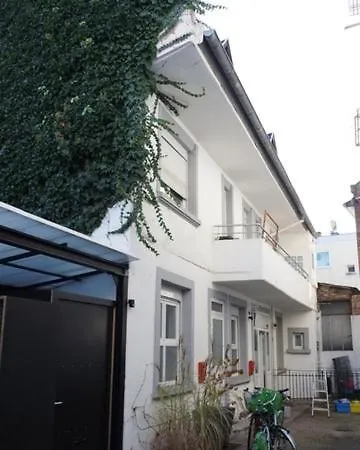 Large Duplex With Terrace *