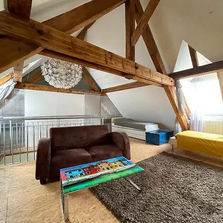 Large Duplex With Terrace Estrasburgo