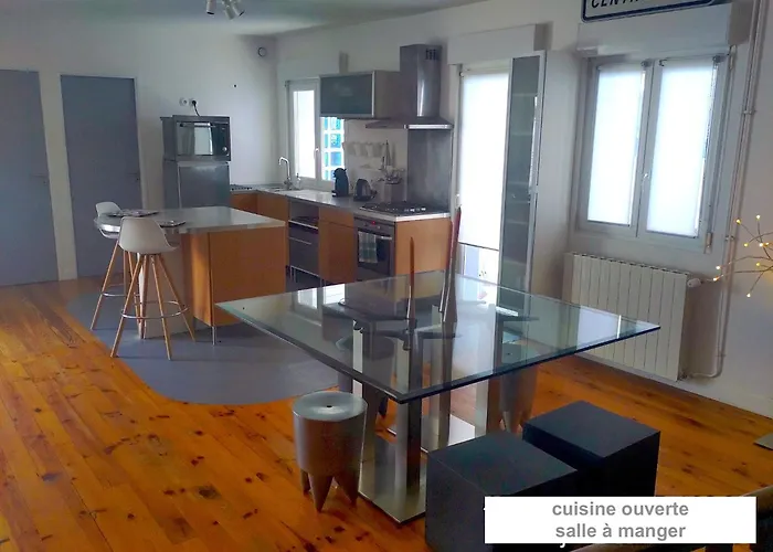 Apartament Large Duplex With Terrace