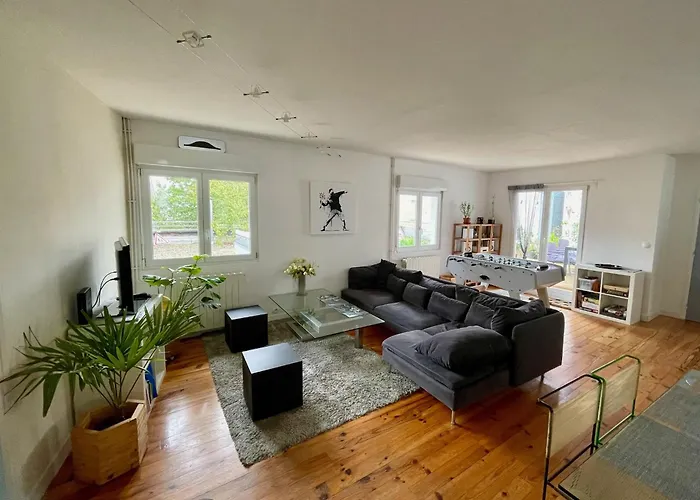 Large Duplex With Terrace Apartament