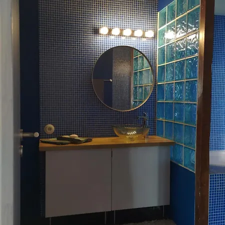 Large Duplex With Terrace 스트라스부르